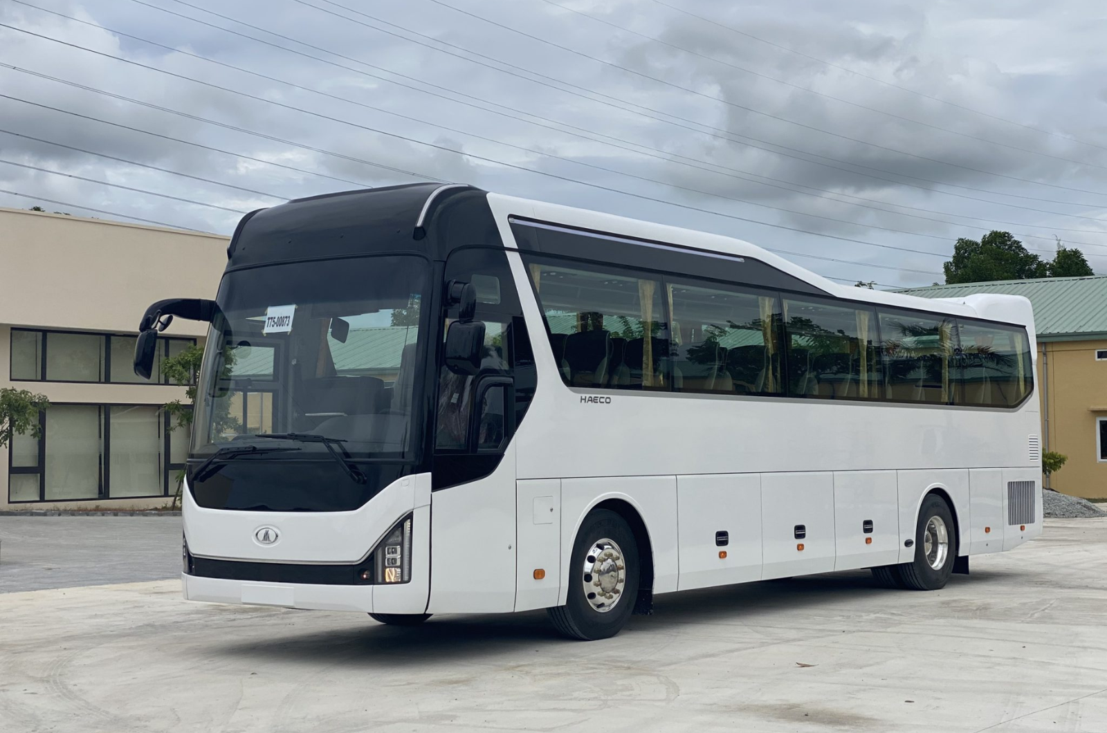 Xe du lịch đời mới 45 chỗ