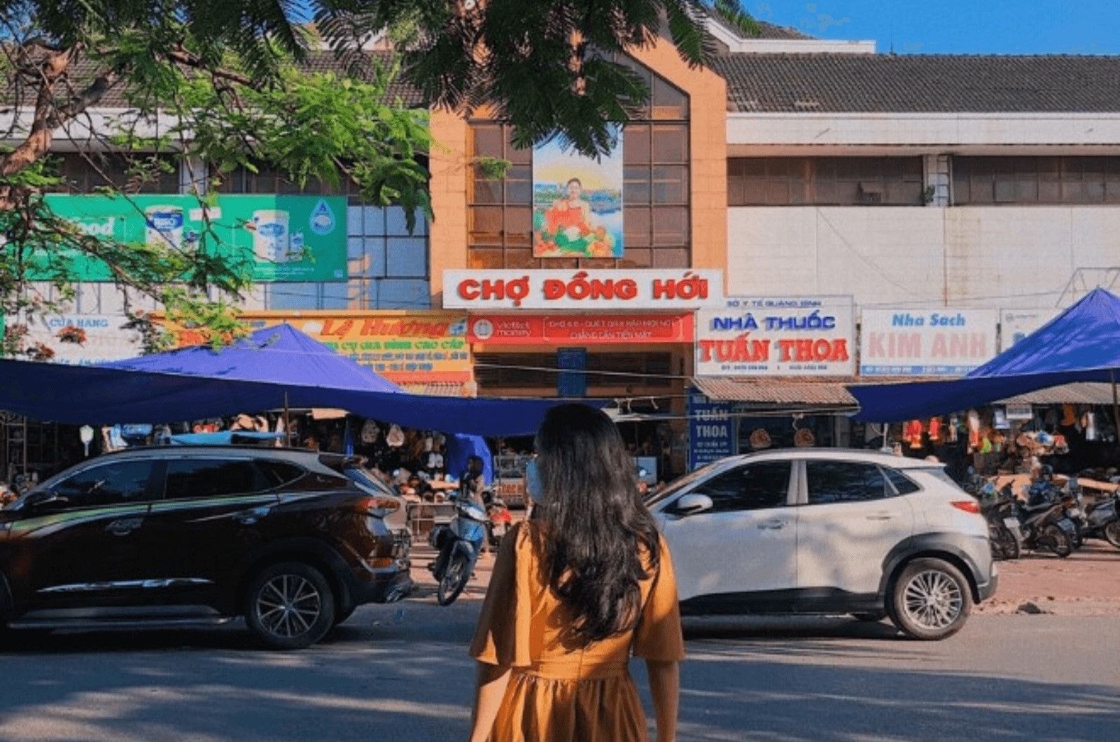 Khám phá ẩm thực và văn hóa địa phương tại chợ Đồng Hới
