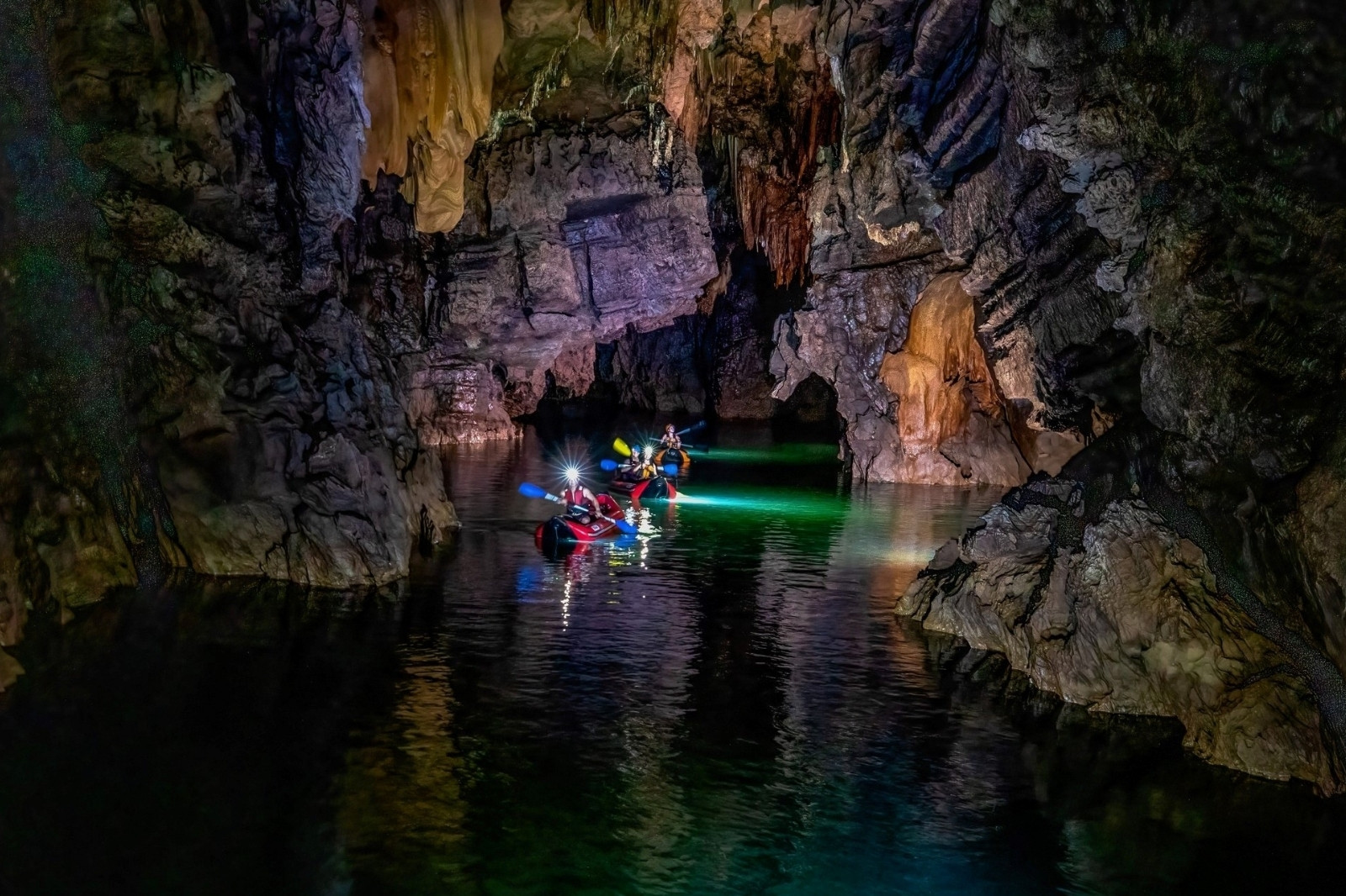 Trekking-dong-phong-nha-4,5km