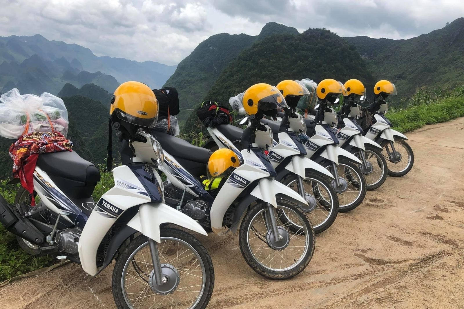 Di chuyển bằng xe máy dễ dàng khám phá mọi ngõ ngách ở Ba Đồn