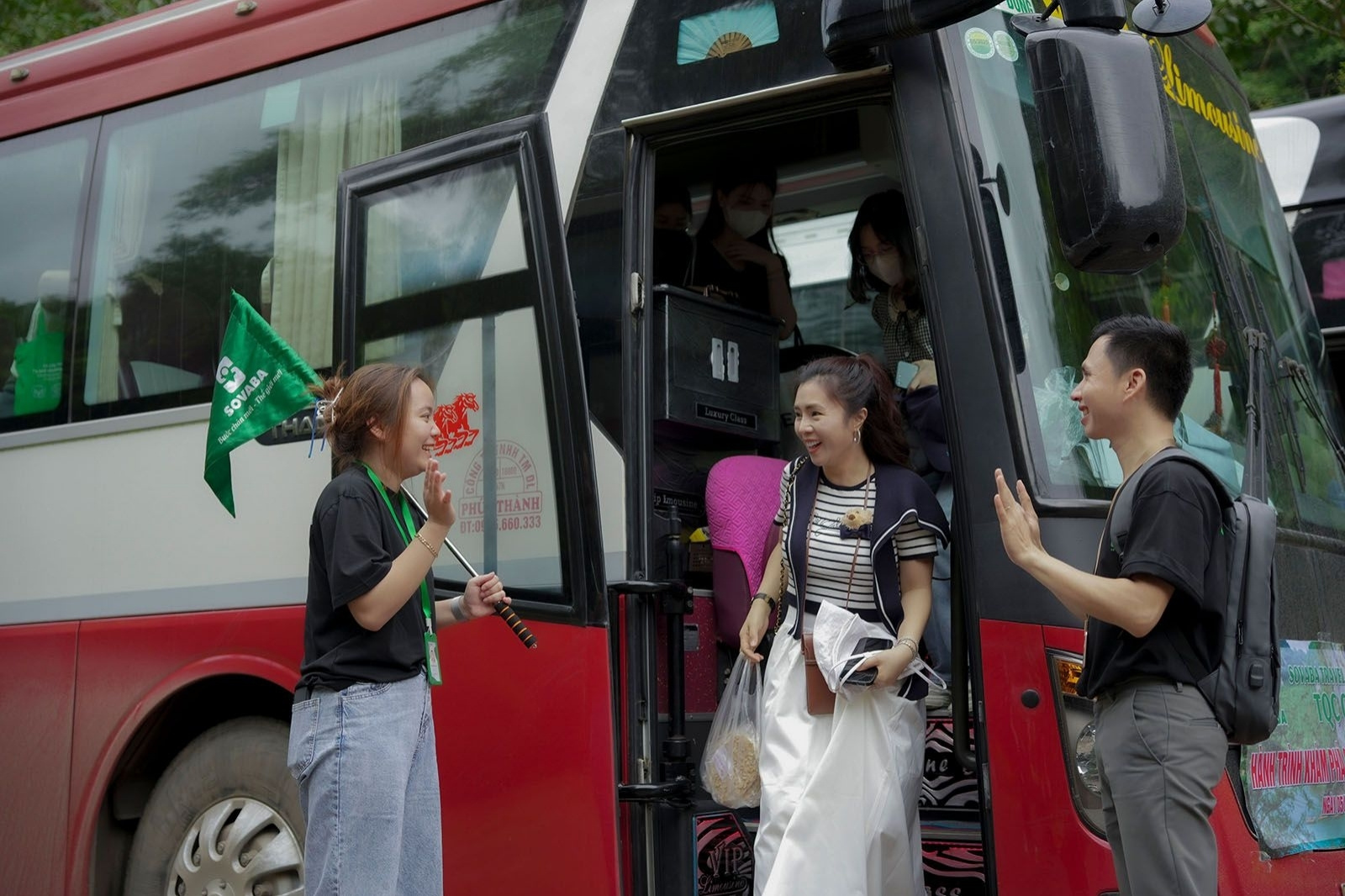 Liên hệ QBTravel để nhận báo giá chi tiết cùng nhiều ưu đãi hấp dẫn