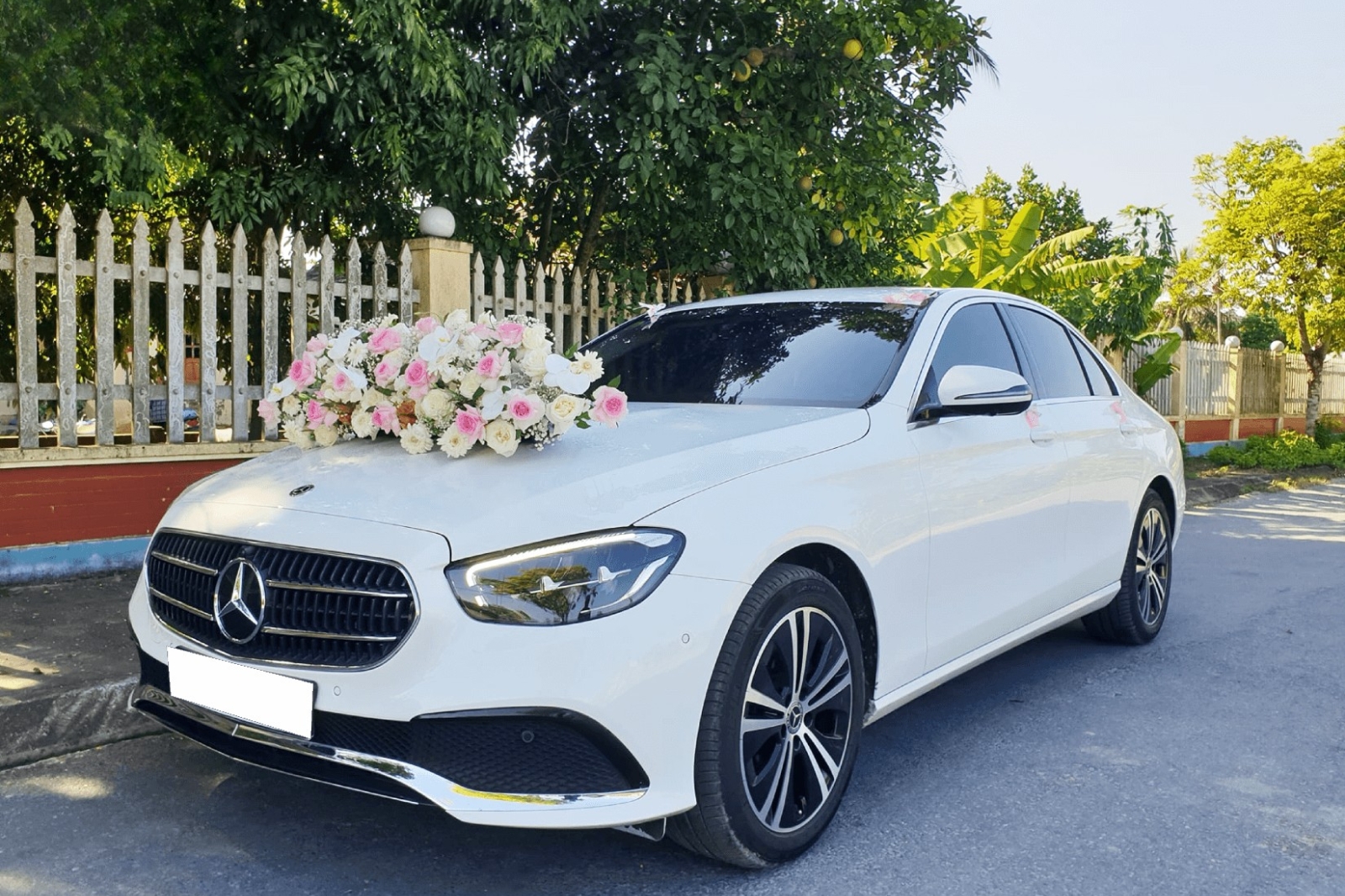 Mẫu xe hoa Mercedes