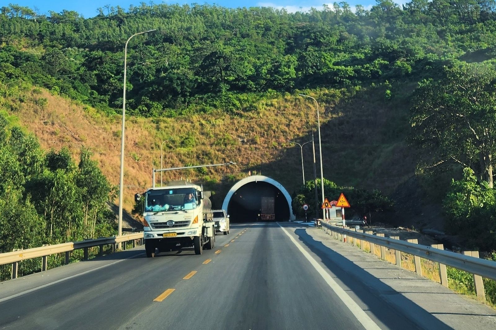 Hầm Đèo Ngang kết nối Quảng Bình - Hà Tĩnh