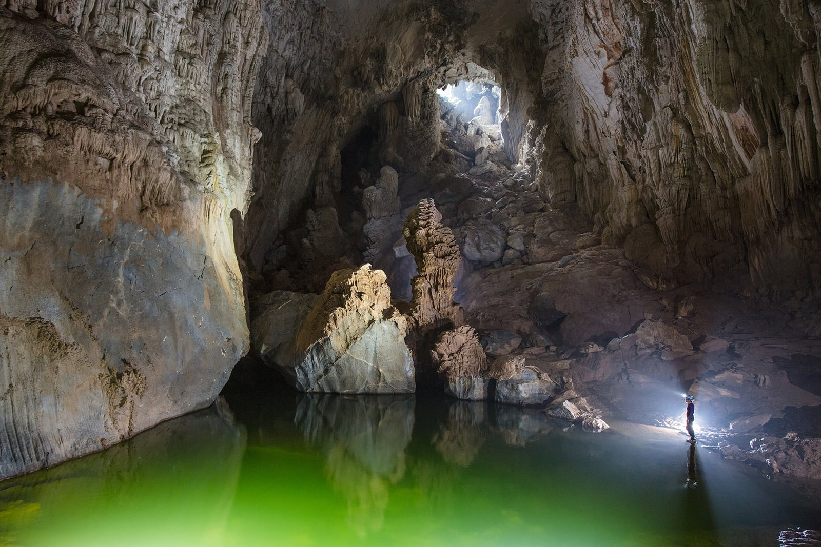 thue-xe-du-lich-quang-binh-4