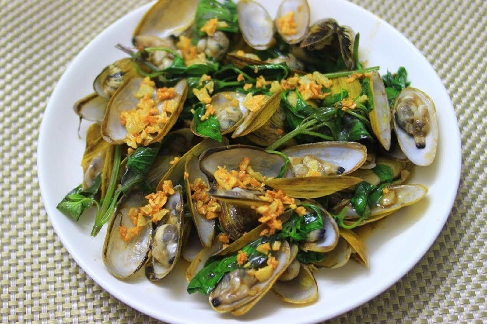 Chem-chep-bien-mon-ngon-dan-da-o-quang-binh