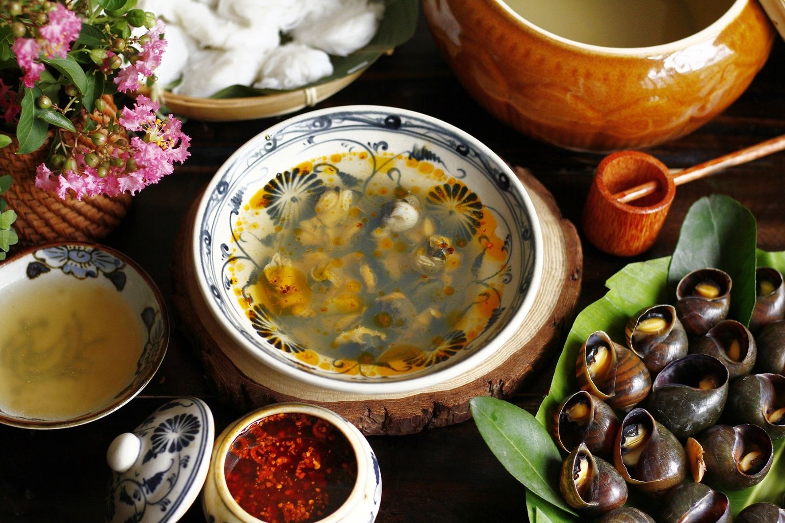 Đặc sản bún ốc nguội