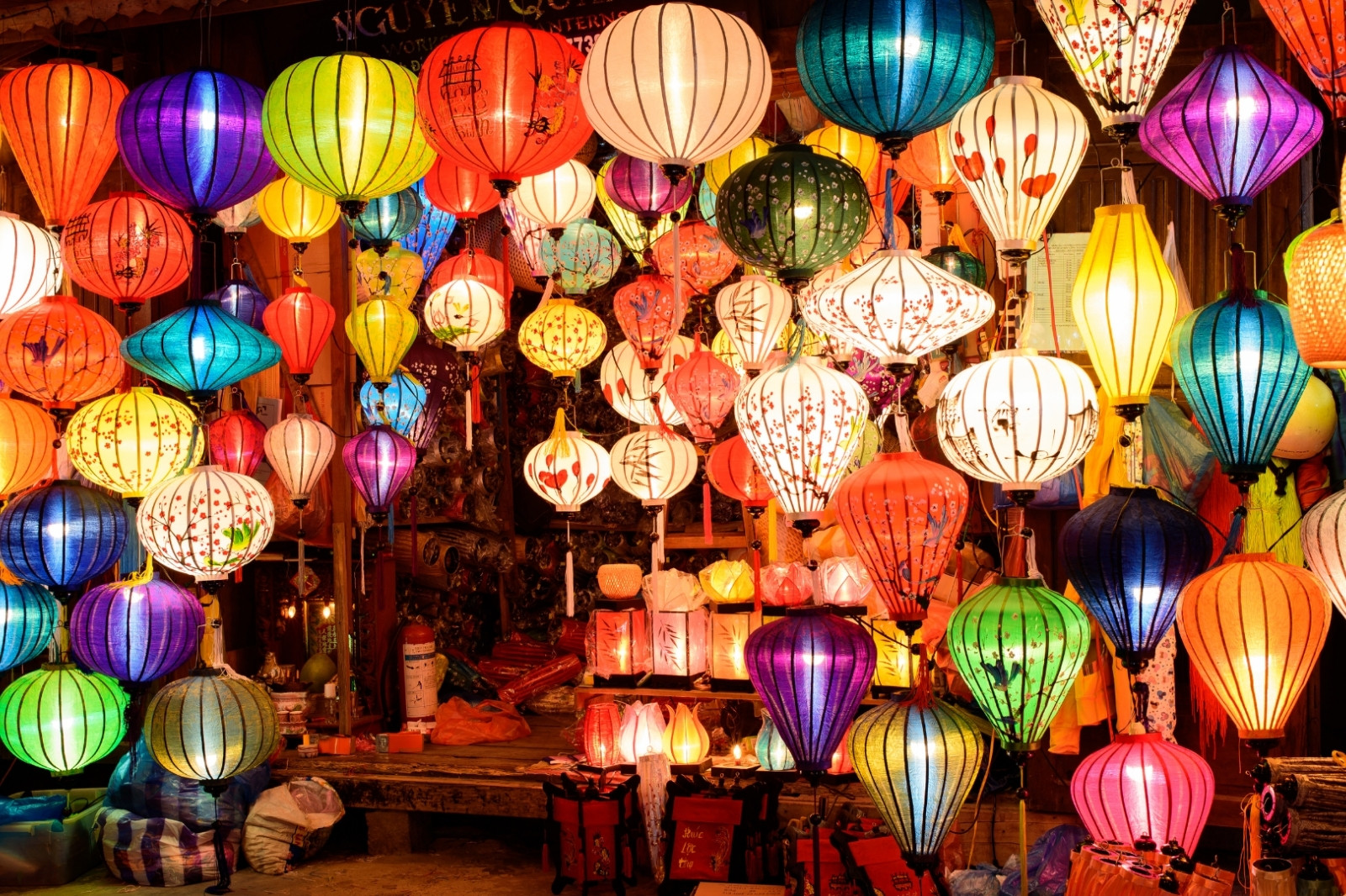 Đèn lồng trở thành biểu tượng văn hoá đặc trưng của phố Hội