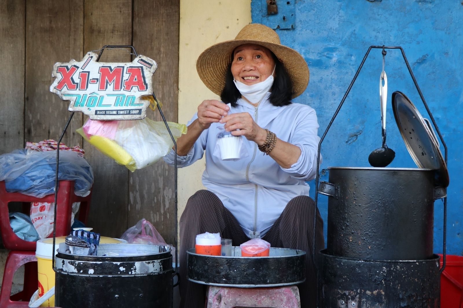 Những gánh hàng rong Xí Mà ở Hội An