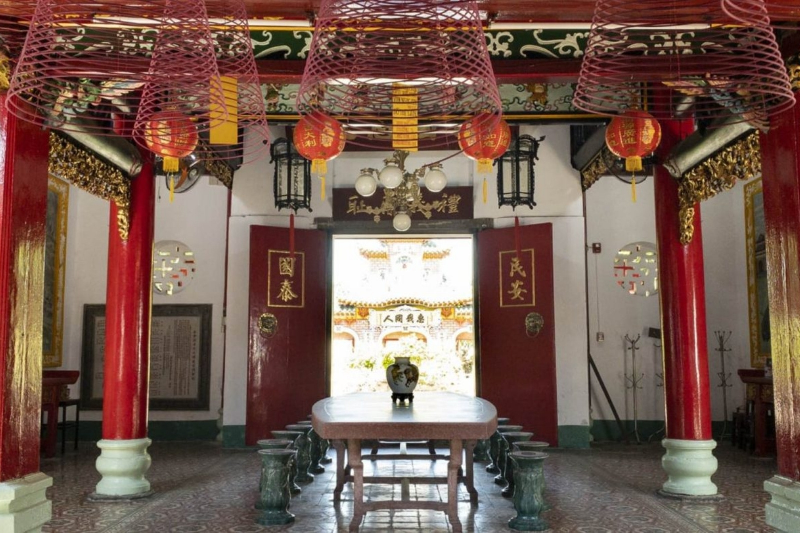 Tâm điểm tâm linh - nơi gửi gắm những nguyện cầu